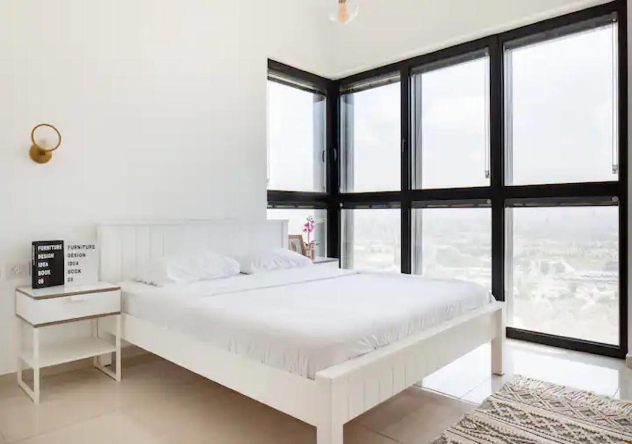 O&O Group- Special Apartment Sea View Luxury Tower Bat Yam Esterno foto