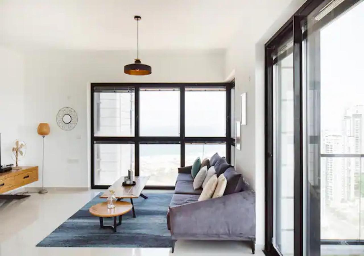 O&O Group- Special Apartment Sea View Luxury Tower Bat Yam Esterno foto