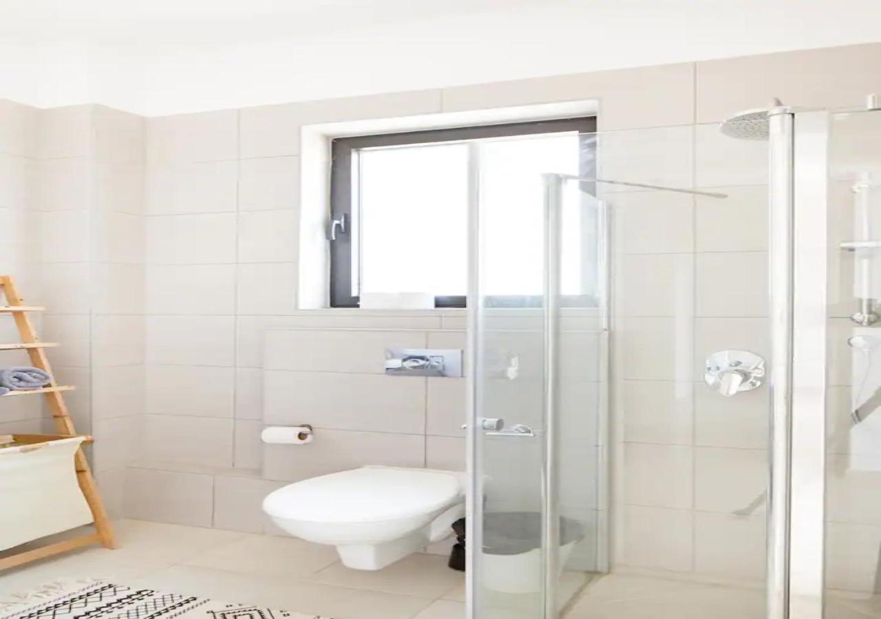 O&O Group- Special Apartment Sea View Luxury Tower Bat Yam Esterno foto